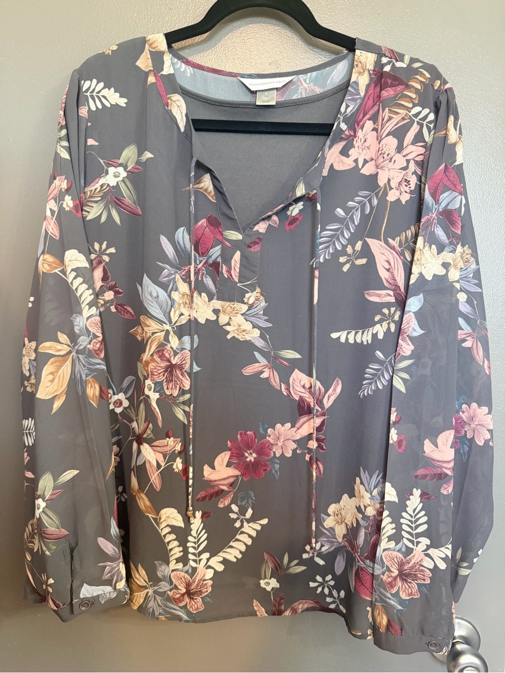 Christopher & Banks Floral  V-Neck Long Sleeve Blouse - Gray XL             -D